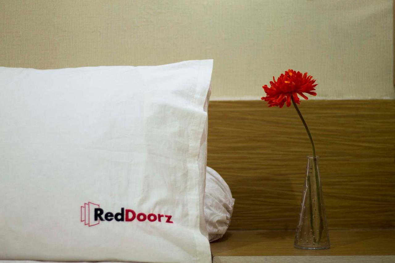 Reddoorz Plus Near Stie Ykpn Maguwo Pokoj fotografie